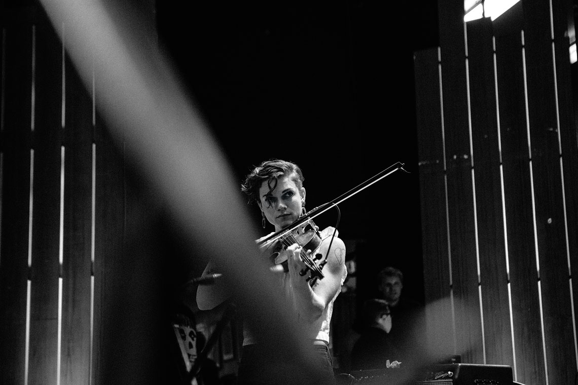 29_30_LillieMae_AMABackstage2018_DavidMcClisterPhoto_0918